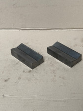 Lot de 2 V de traçage /