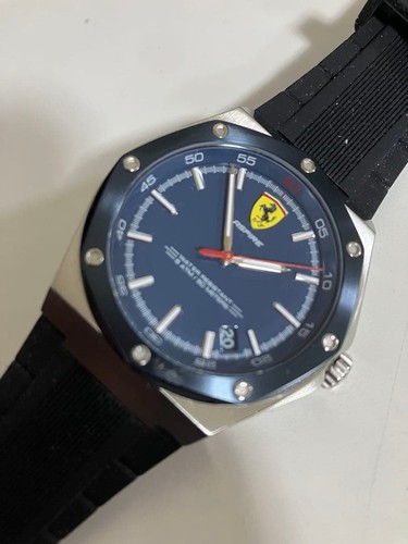 Montre scuderia ferrari - montre,