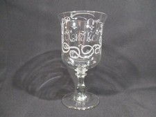 ANCIEN GRAND VERRE A PIED