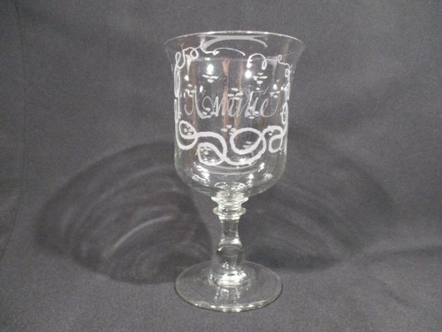 Ancien grand verre pied - grand,