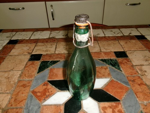 Ancienne bouteille perrier - bouteille,