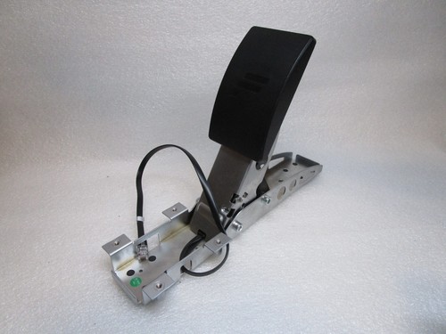 Fanatec csl pedal - pedal, read