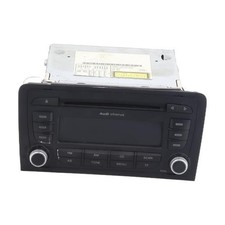 Autoradio d'origine AUDI A3 2 SPORTBACK PHASE 1 8p0035152C