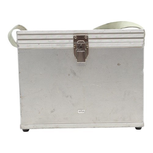 Braun valise aluminium - en,