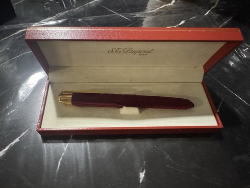 Beau magnifique stylo - et, à