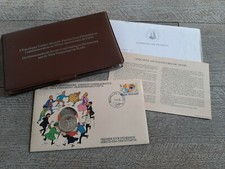 enveloppe timbre médaille en argent 50e anniversaire tintin 1979 avec certificat