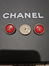 Lot 3 Boutons Chanel