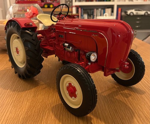 Tracteur porsche super - 1/8,