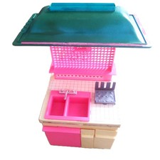 BARBIE une cuisine vers 1980