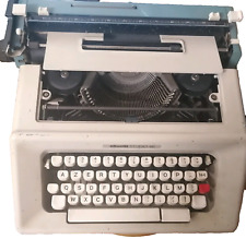Machine à écrire Olivetti Studio 46 – Vintage – Non fonctionnelle