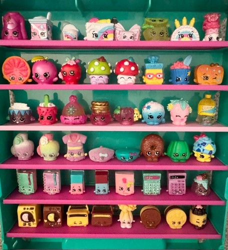 Shopkins collectors case - shopkins,
