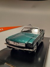 FORD MUSTANG CABRIOLET 1964 1/24 MOTORMAX