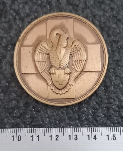 Médaille croix rouge - rouge, de