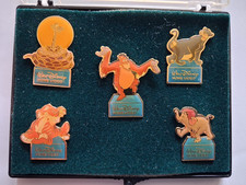 COFFRET 5 PIN'S WALT DISNEY
