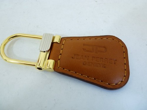 Porte clefs pub cuir brun