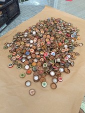 Lot De 2.1  kilo d Ancienne capsules liège métal Bière soda Sortir De Cave