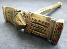 " Deggada " Marteau à sucre Marocain en laiton gravé , cuivre et argent