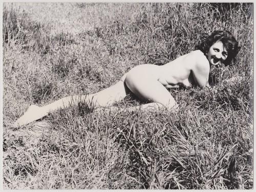Photo féminin dans - -,