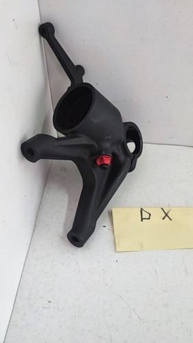 Pied fourche droite - droite, ducati