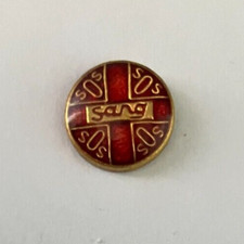 64 -  Pin's CROIX ROUGE S.O.S