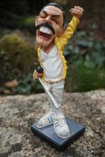 841.2381  FIGURINE METIER