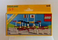 LEGO Legoland : 6316 Flags and Fences - Neuf en boite