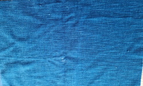 Linge ancien tissu trois - linge,