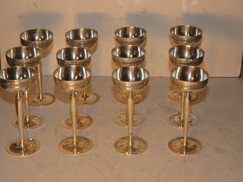 Verres pied en metal - verres,