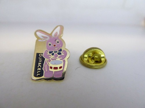 Pin pins badge - pin,