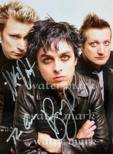 Vert Jour Bande Réimpression Photo Signé Taille 27.9cmX20.3cm