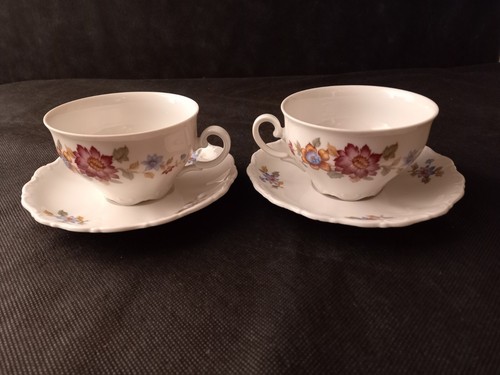 Tasses soucoupes en - et,