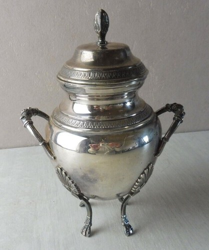 Ancien grand sucrier tripode
