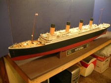 Titanic Model HUGE 200 Scale/