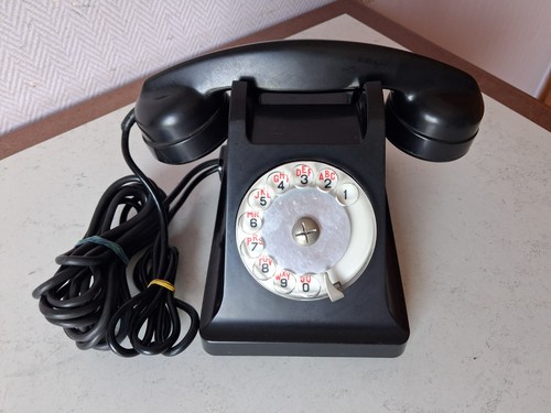 Téléphone bakélite noir - téléphone,