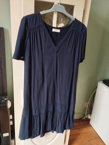Jolie robe bleu - t1,