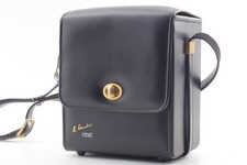 [Etui de transport pour