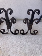 (n15)  Ancienne paire de chenets pour cheminée en fer Forgé