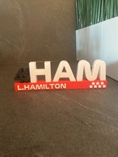 Logo F1 Lewis Hamilton Champion Ferrari 3D, blanc, 18cm x 6 cm x 2cm