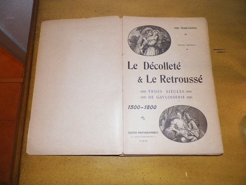 Ancien livre décolleté - le,