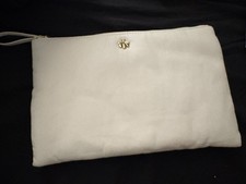 pochette guerlain blanche