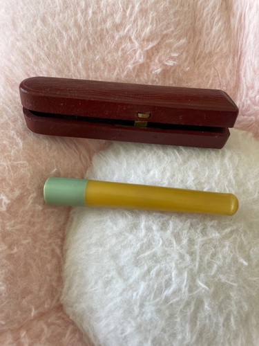 Ancien fume cigarette - fume,