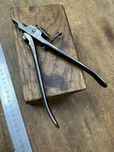 Pince avoyer outils - pince, anciens