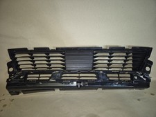 GRILLE CENTRALE Pare Chocs Av  3008 2 P84 / 9811665777