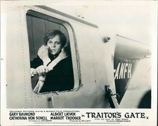 TRAITO'S GATE KLAUS KINSKI