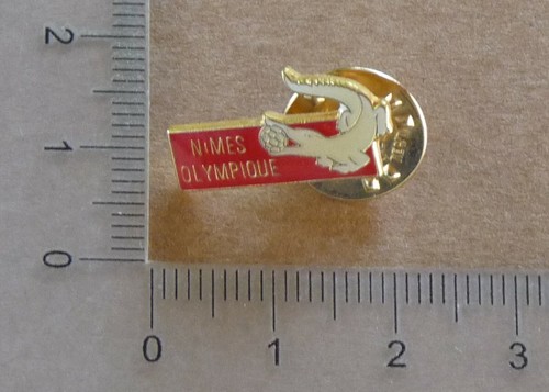 Pin football nimes olympique - football,