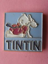 pin's TINTIN ALPH ART AGR 1995 - variante 2 - dim: 22x22 mm , hergé