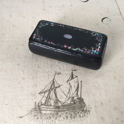 Tabatière ancienne papier - tabatière,