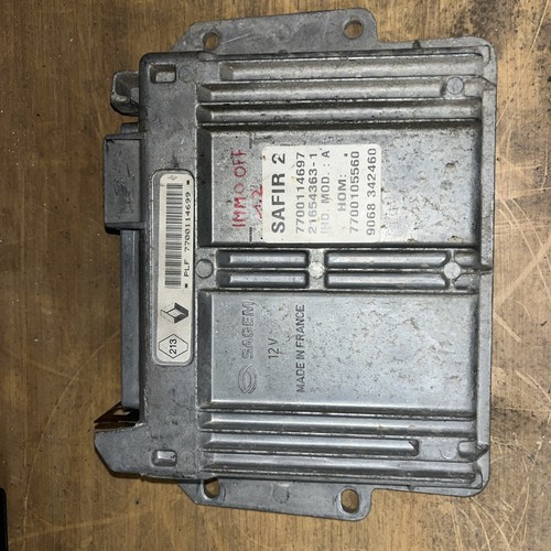 Calculateur moteur renault - calculateur,