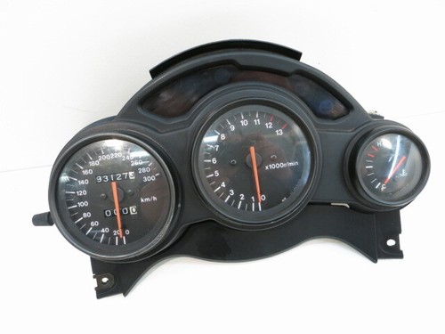 Suzuki 900 - r, (gt73b)