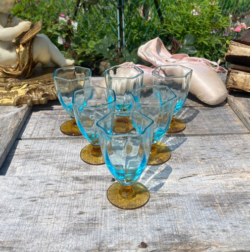 Anciens petits verres - 6,